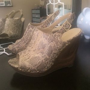 Jessica Simpson Wedges Sz 8