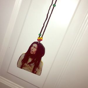 #BobMarley chain❤️💛💚❤️💛💚