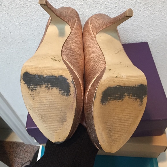 Enzo Angiolini Rose Gold Pump - Picture 2 of 4