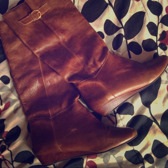 Steve Madden Shoes - Steve Madden cognac intyce boots