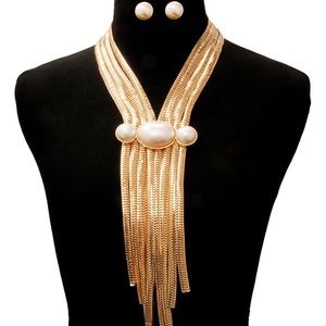 Necklace set