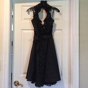 Beautiful White House Black Market Cocktail Dress!