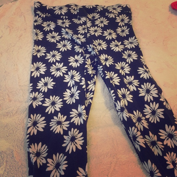 Victoria's Secret Pink daisy/sunflower leggings