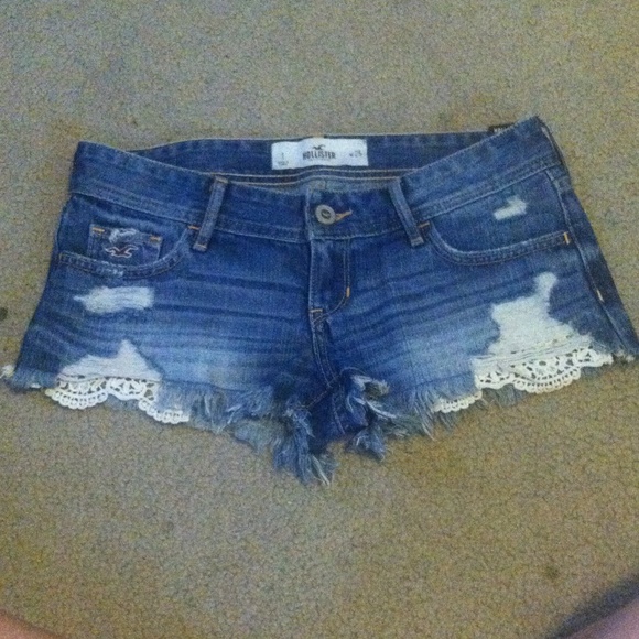 Brand new Hollister short shorts