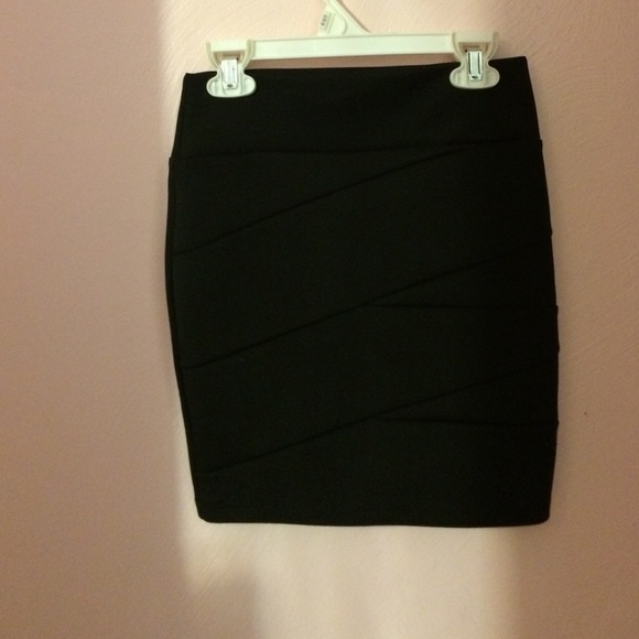 black pencil skirt