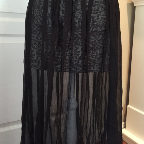 Bcbg sheer belted strapless gown. - Picture 2 of 4