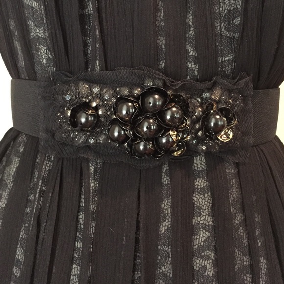 Bcbg sheer belted strapless gown. - Picture 3 of 4