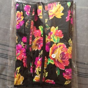 Flower Pattern Waist Chincher 🌸