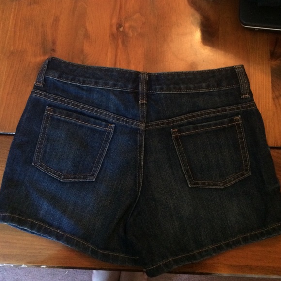 Dark washed shorts - Picture 2 of 2