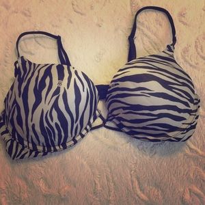 Victoria's Secret Bombshell bra 36 B