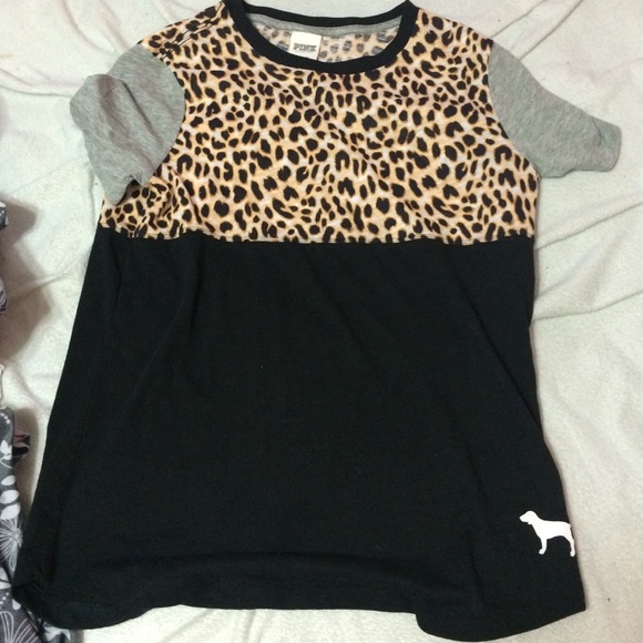 Vs tee shirt