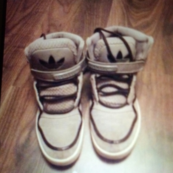 Adidas size 6.5 men