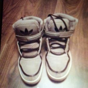 Adidas size 6.5 men