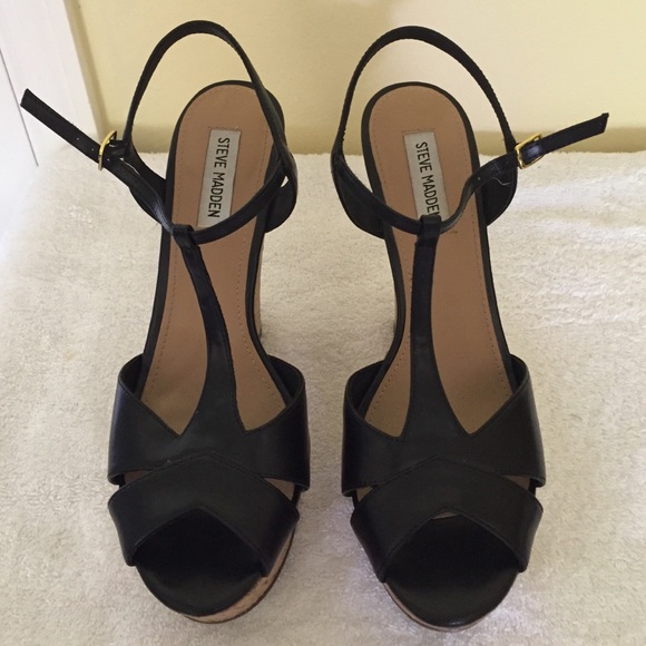 🙎🏼Steve Madden Wedges🙎🏼SOLD - Picture 2 of 4