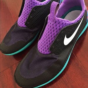 NIKE BLACK  MOCCCASIN