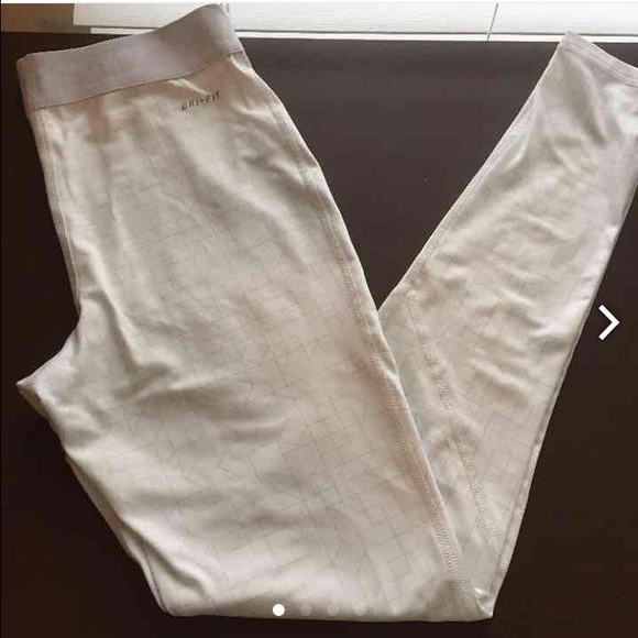 NWOT Nike Engineered Leggings