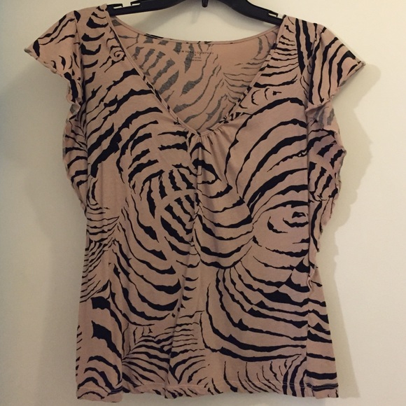 Adorable printed top - Picture 1 of 4