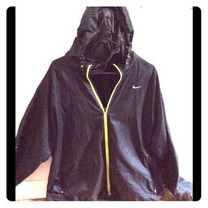 Nike Men's Storm fit jacket