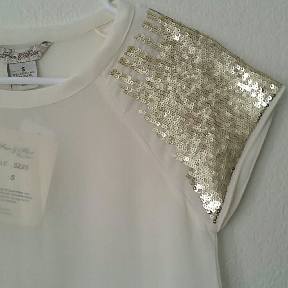 Shirt - Picture 2 of 3