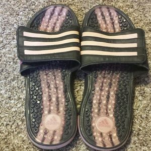 Adidas flip flops