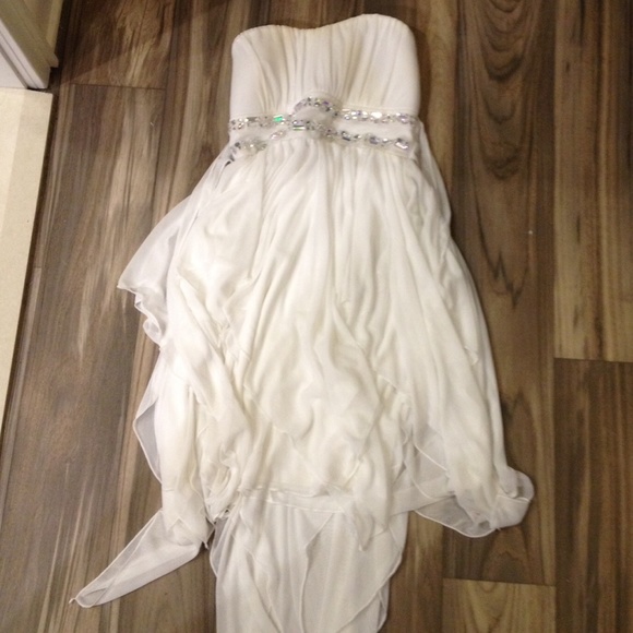 Deb High-Low white dress. - Picture 1 of 1
