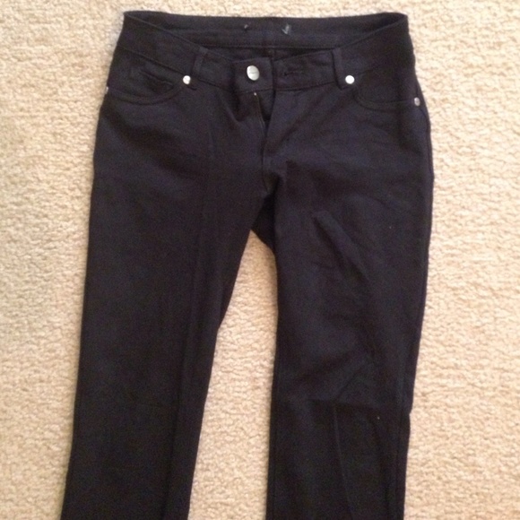 Black jeggings