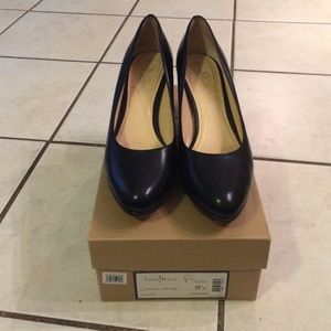 Cole Haan Chelsea Low Pump with Nike Air. Size 8.5