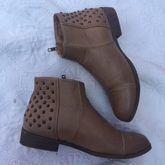 Beige ankle boots