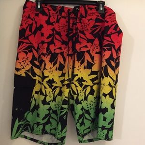 Men's board shorts/ bathing suit