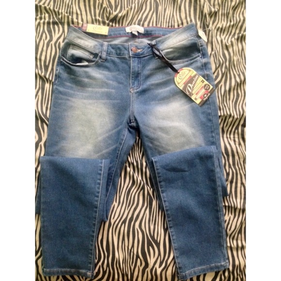 Fashion Nova Cello Skinny Jeans