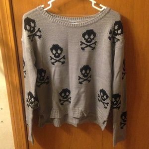 Skull print sweater