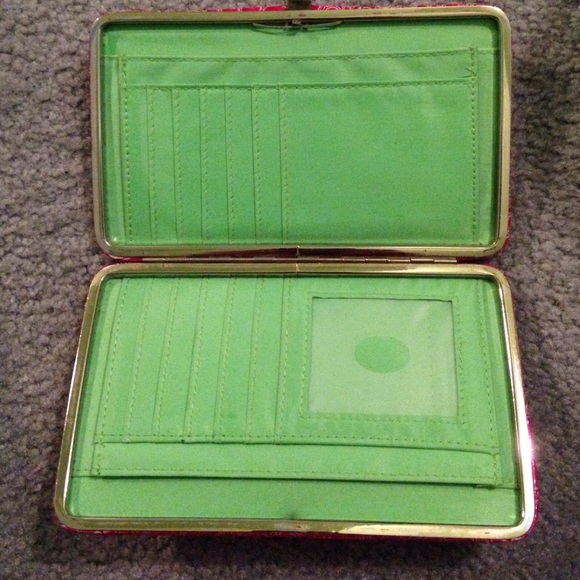 Red wallet - Picture 2 of 2