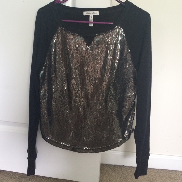 Aeropostale long sleeve sequin sweater