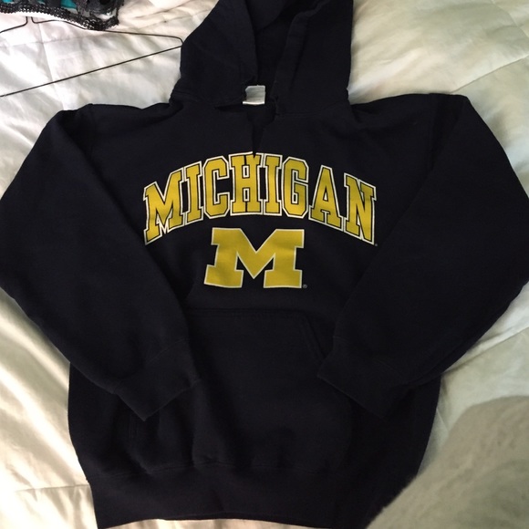 Michigan cut hoodie