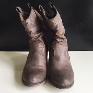 Leather Low Cut Boots