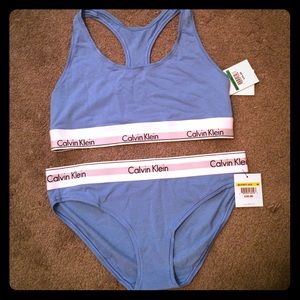 BRAND NEW CALVIN KLEIN SET