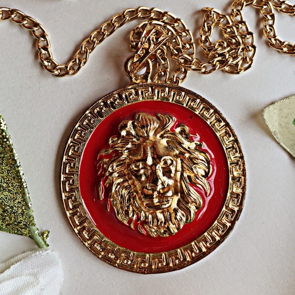 ❗️🚫SOLD❗️The Immaculate Lion Set - Picture 4 of 4