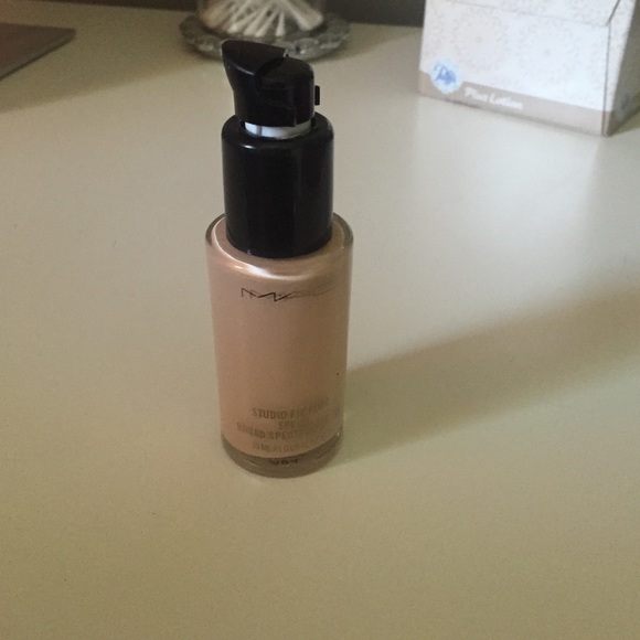 Mac studio fix fluid