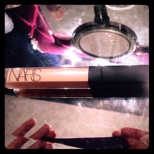 NARS Radiant Creamy Concealer