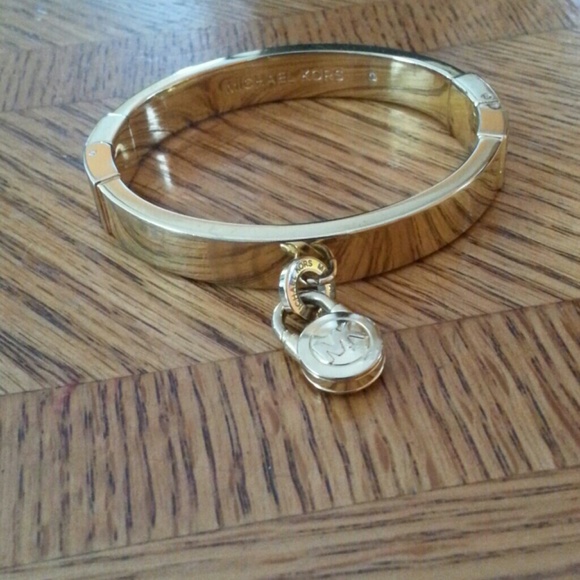 Micheal Kors gold plated bracelet