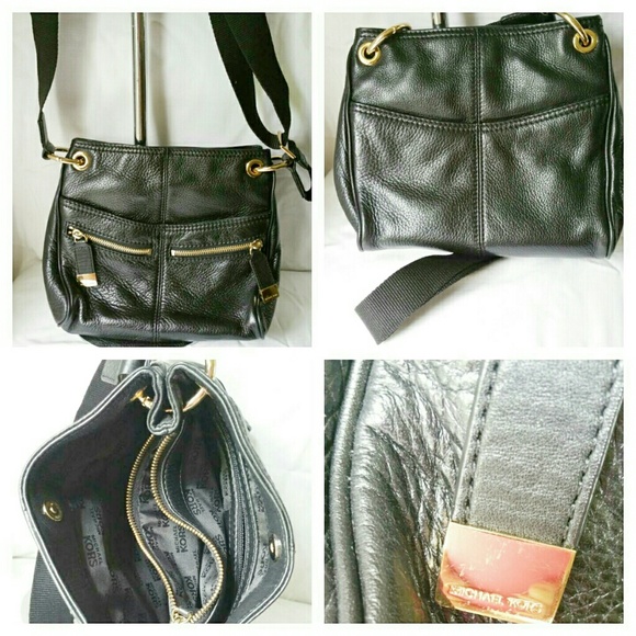 Michael Kors Handbags - Michael Kors Black Leather Crossbody Purse