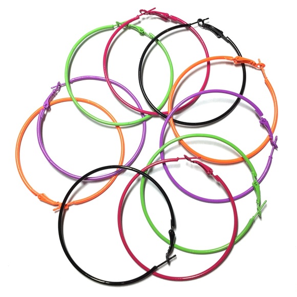 Jewelry - Five pair big hoop earrings