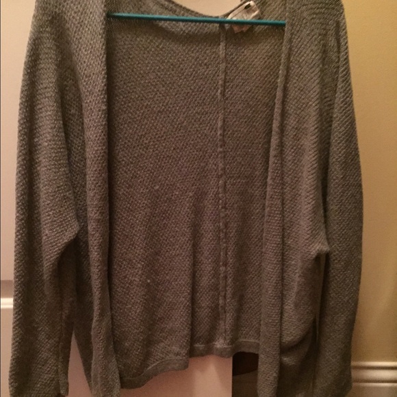 Grey sweater