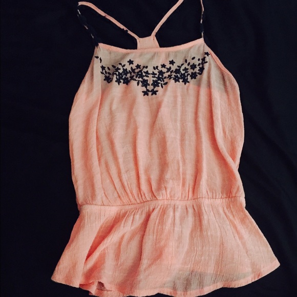 Cute floral sheer top rue 21