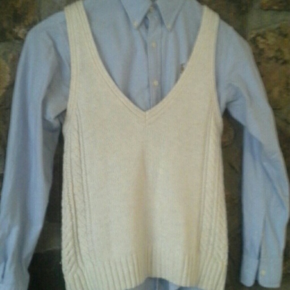 American eagle sweater vest Work the all-American look with American Eagle promo codes. This fashion destination has deals on jeans, clothing, shoes, accessories and more. Just check out the American Eagle home page for 79%().