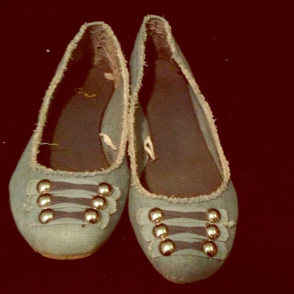 Hardly worn flats