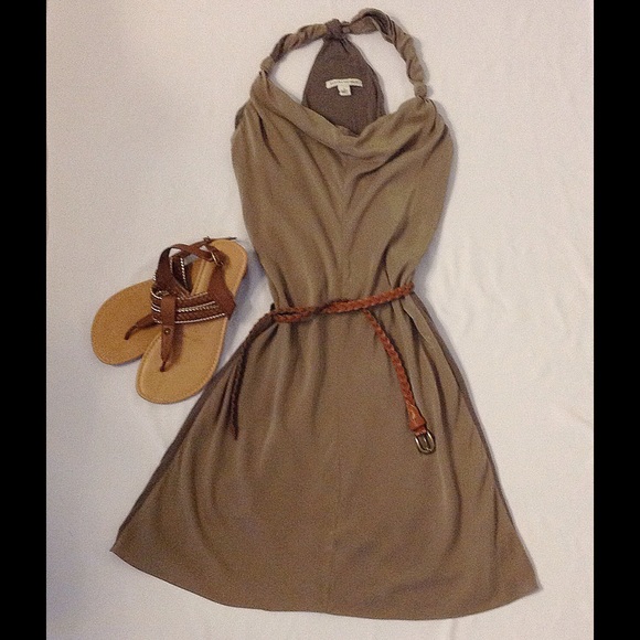 ✂️MAKE AN OFFER✂️Silk knot banana republic dress
