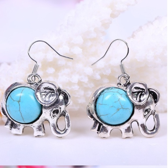 Jewelry - ⛔️sold⛔️Brand   new. Elephant earrings