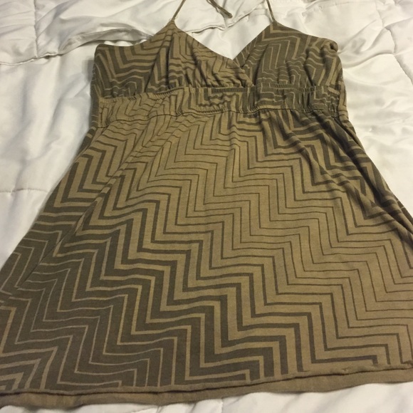 Halter top - Picture 2 of 2