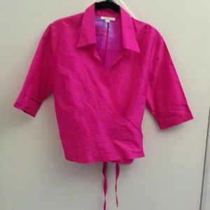 Short sleeve Silk shirt.